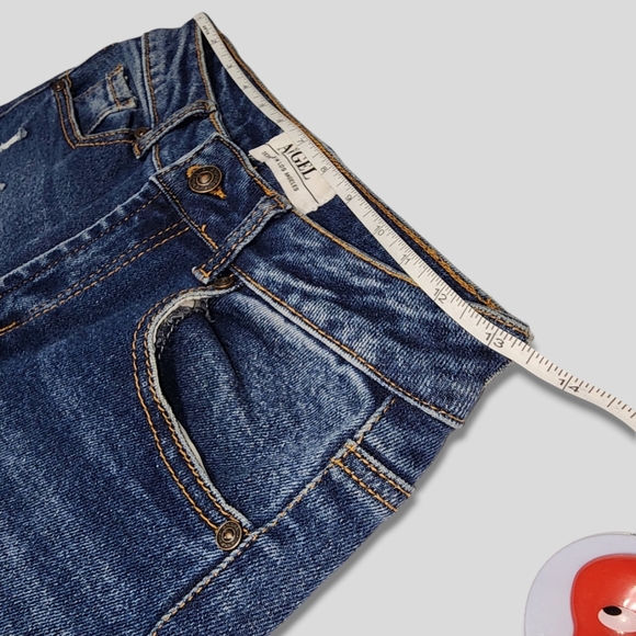 Angel Designed in Los Angeles Size 7 Skinny Jeans, Dark Wash Distressed Denim - Picture 10 of 14